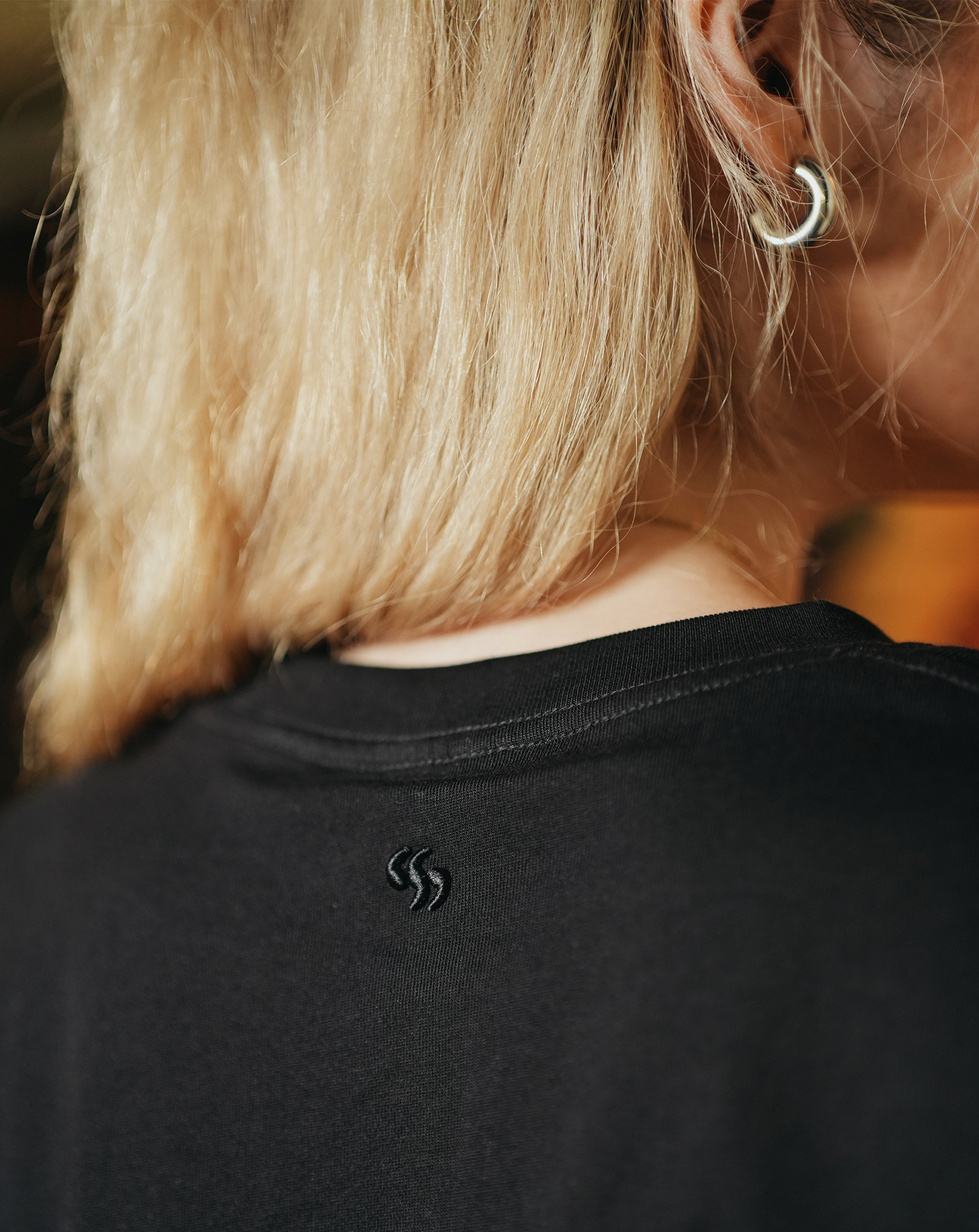 "Kurin" 01 Tee Black